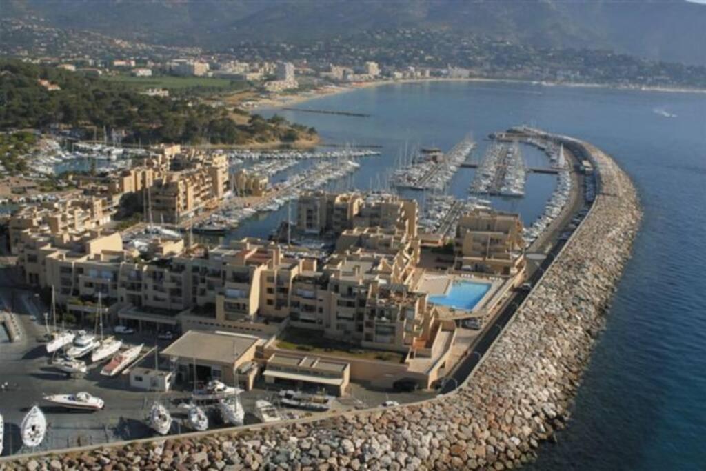 Face Mer Entre Plage Et Marina Bormes-les-Mimosas Eksteriør billede