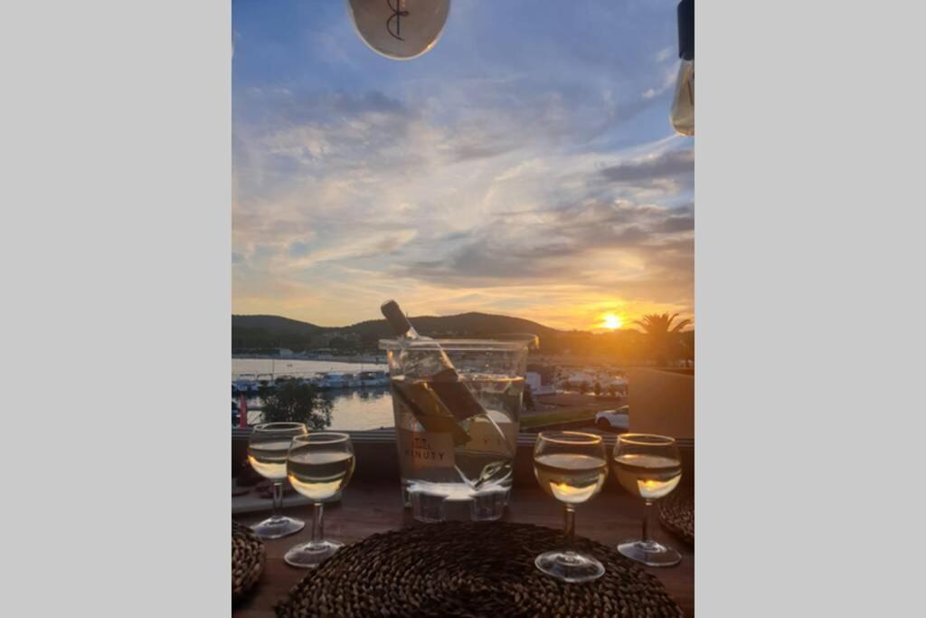 Face Mer Entre Plage Et Marina Bormes-les-Mimosas Eksteriør billede